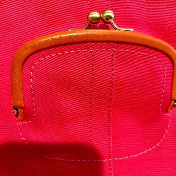 Coach- Casin Carry crossbody - Picture 7 of 8